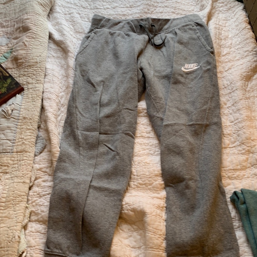 Nike grey sweatpants